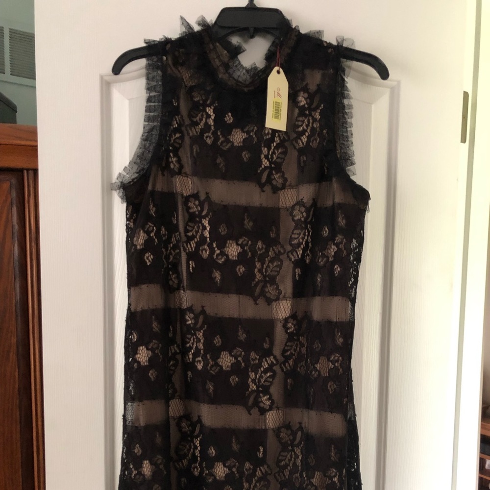Max Studio Specialty Products Med Black Lace Dress